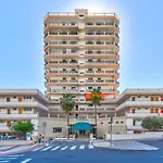 Apartman Stunning Holidays, Large Terrace On The Sea