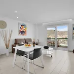 Apartman Stunning Holidays, Large Terrace On The Sea Los Cristianos