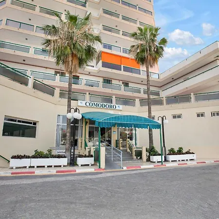 Apartment Stunning Holidays, Large Terrace On The Sea *